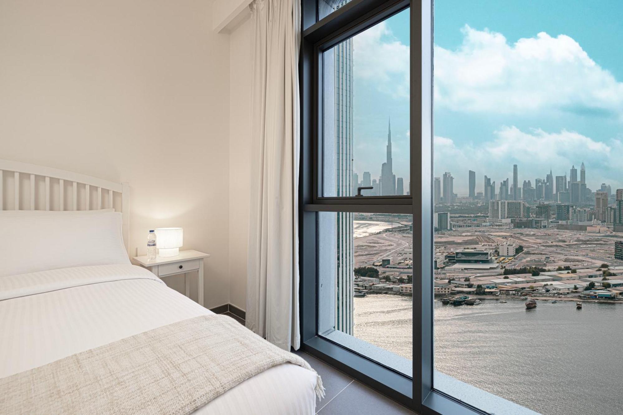 Emaar, Creek Edge Luxury Residences 2br *