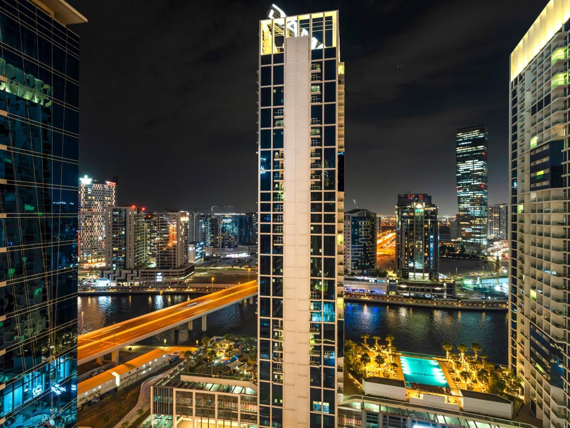 Apartment Lux Near Burj Khalifa In Business Bay Dubai