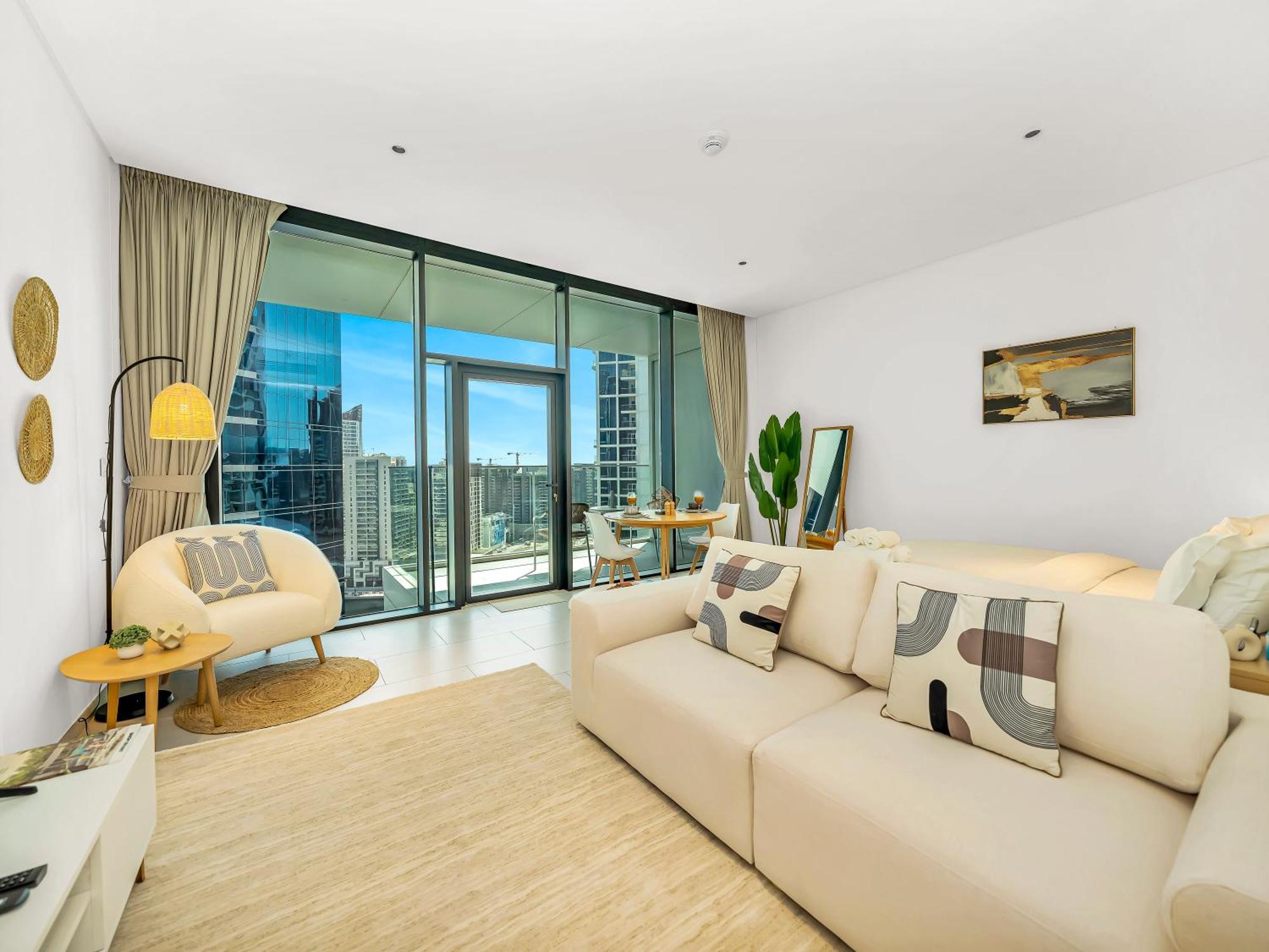 Lux Near Burj Khalifa In Business Bay Apartment Dubai
