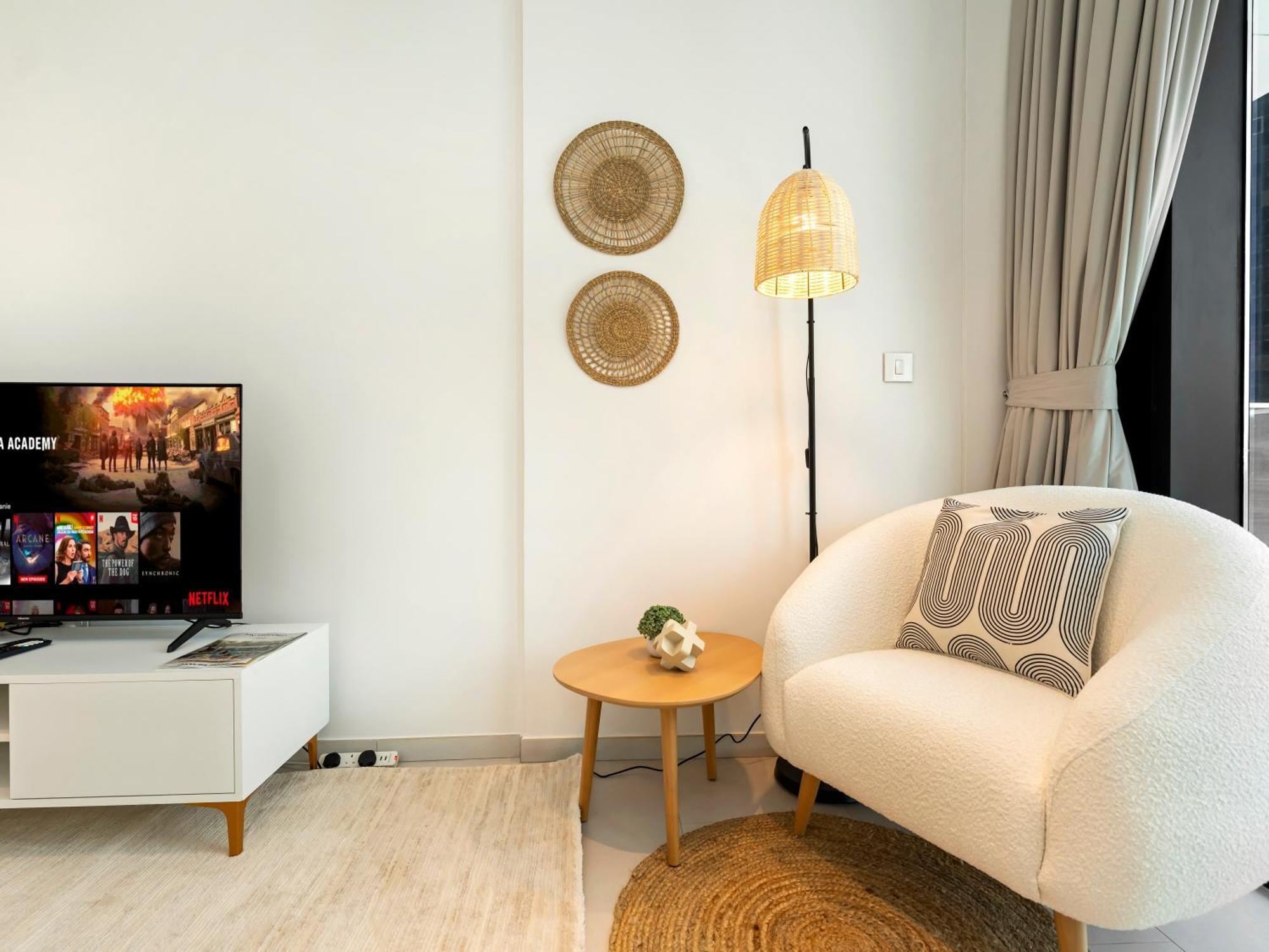 Lux Near Burj Khalifa In Business Bay Apartment