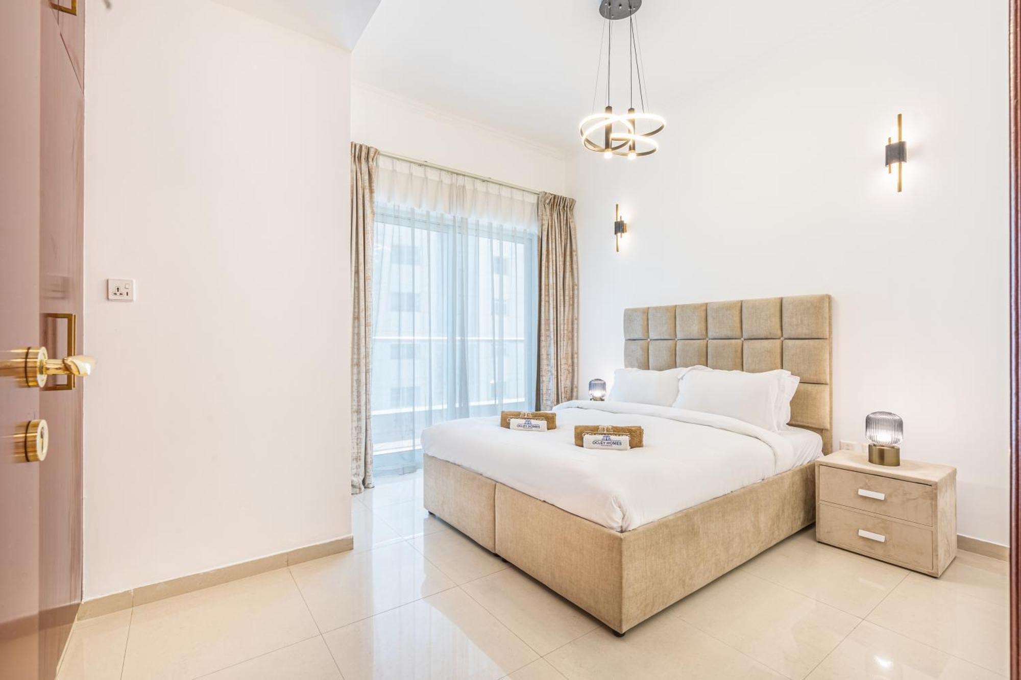 Elegant 3br In Jbr With Partial Marina View Apartment
