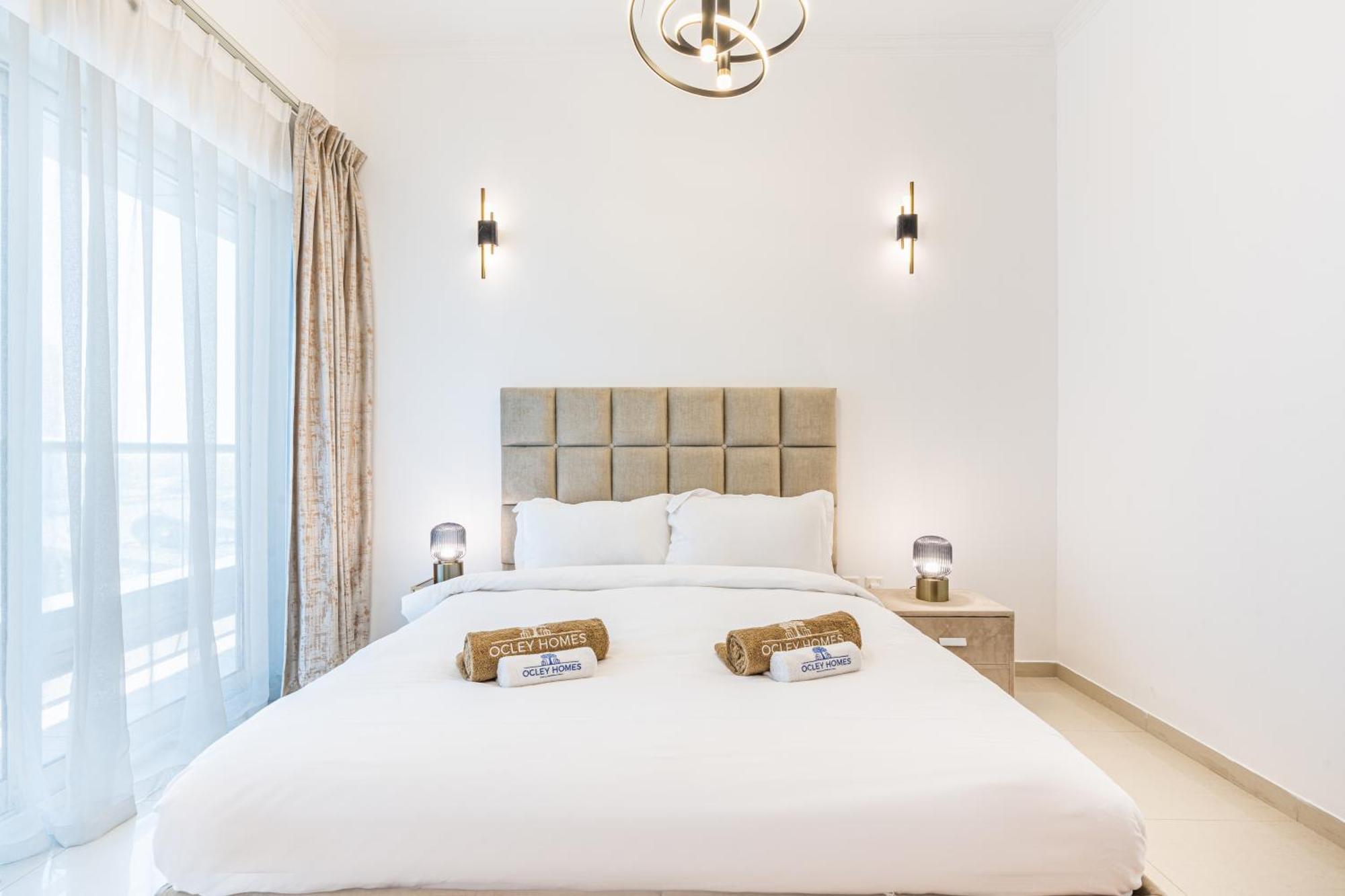 Apartment Elegant 3br In Jbr With Partial Marina View