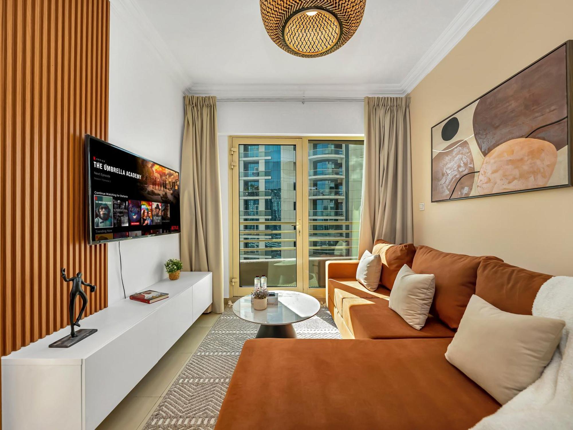 Apartment Luxurious In The Heart Of Marina Dubai