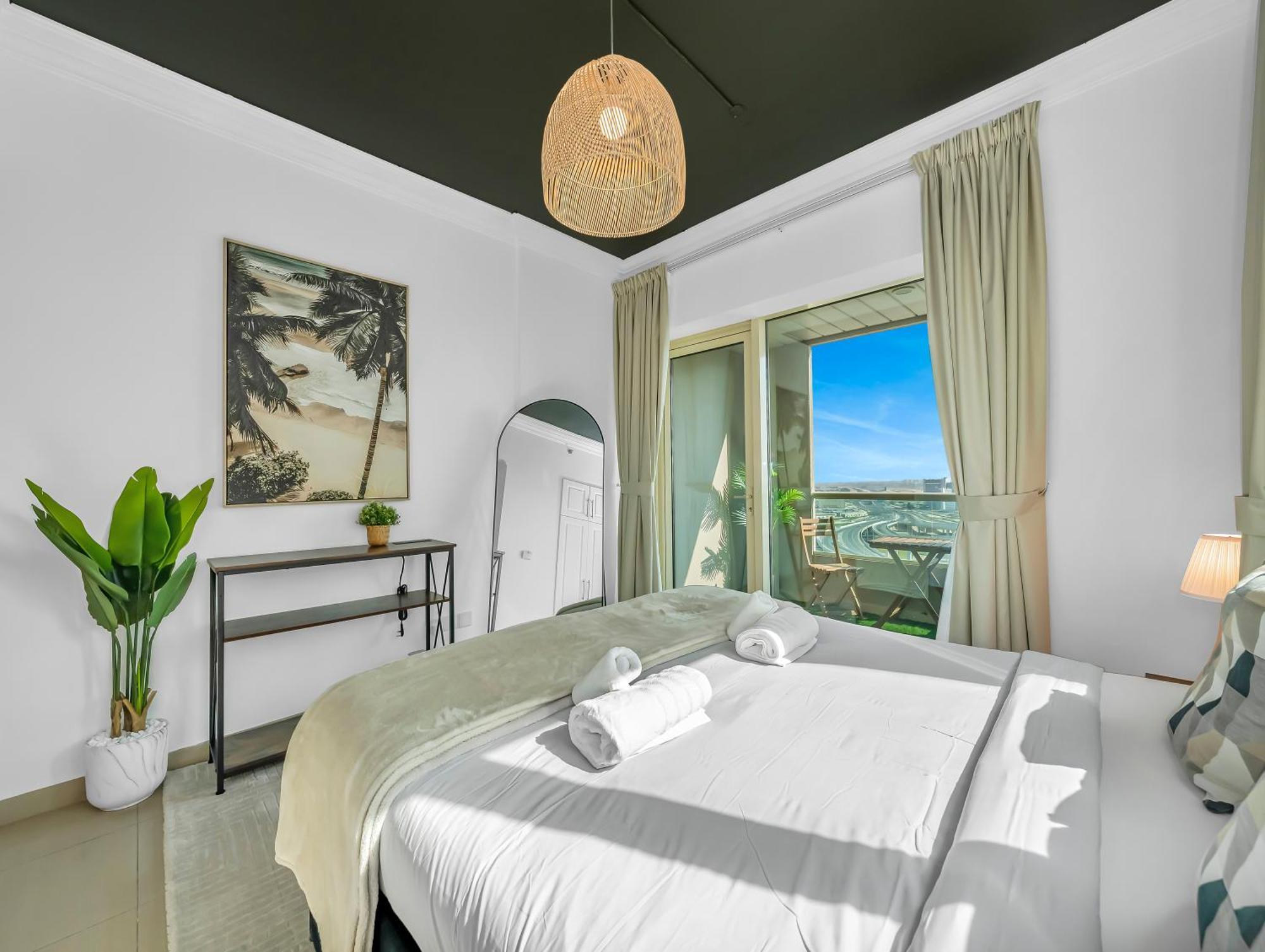 Apartment Luxurious In The Heart Of Marina