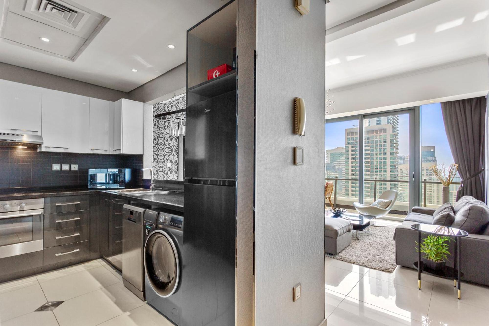 Classy 1 Bedroom With Marina View Apartment Dubai