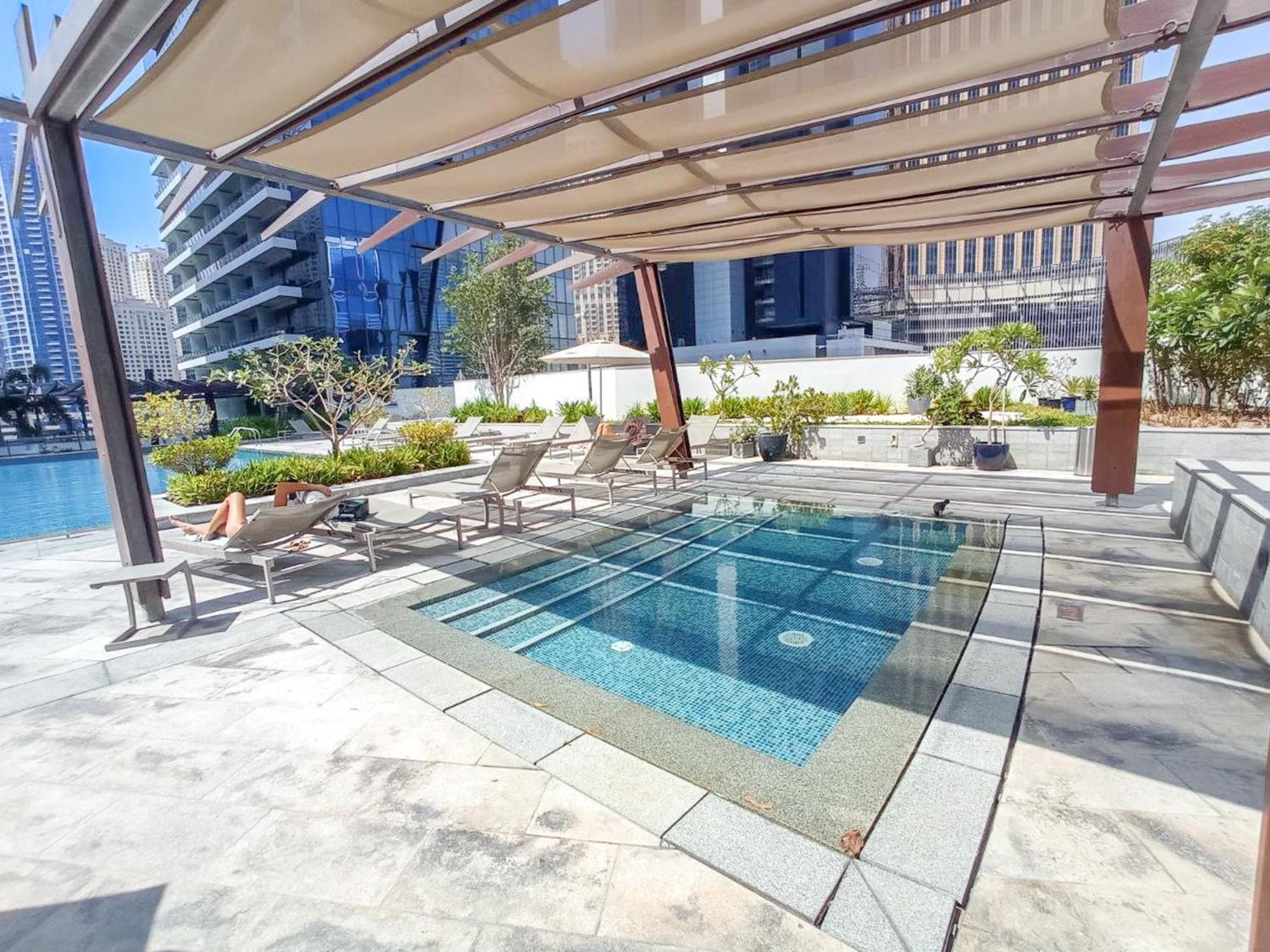Apartment Classy 1 Bedroom With Marina View Dubai
