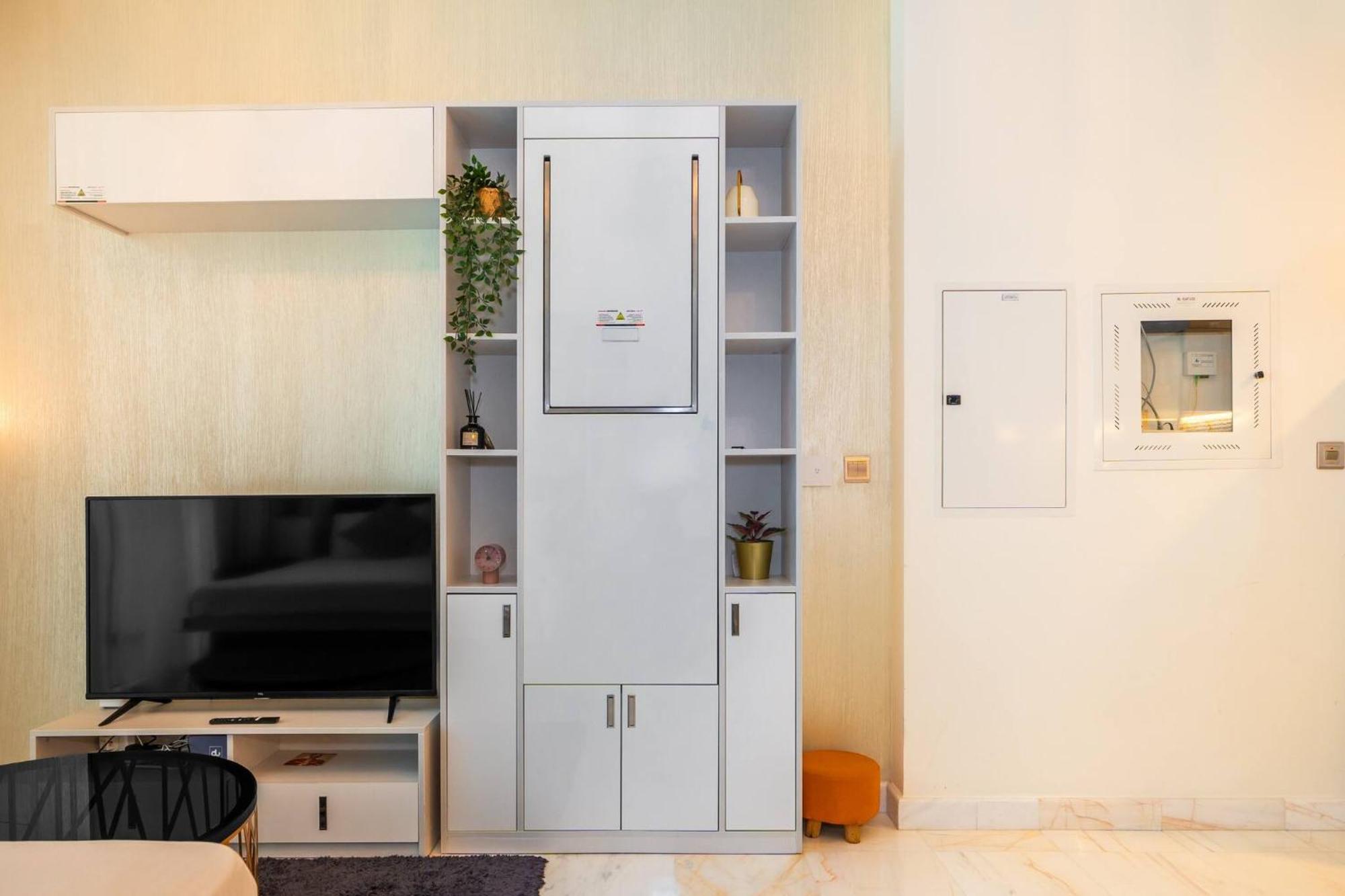 Stylish Bayz Danube Burj Khalifa View Pool Apartment Dubai
