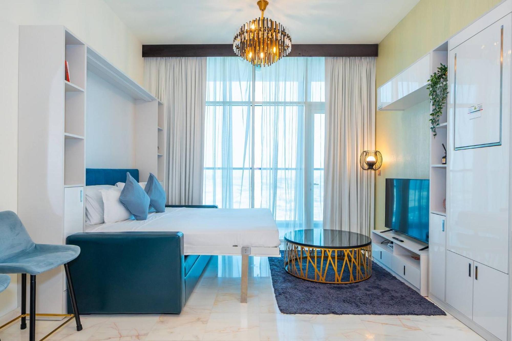Stylish Bayz Danube Burj Khalifa View Pool Apartment *