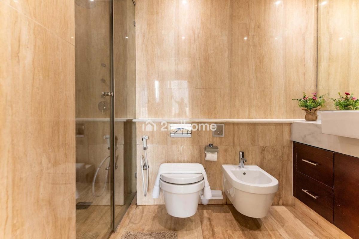 Apartment Group-ready Luxury Unit Fit Upto 8 Guest