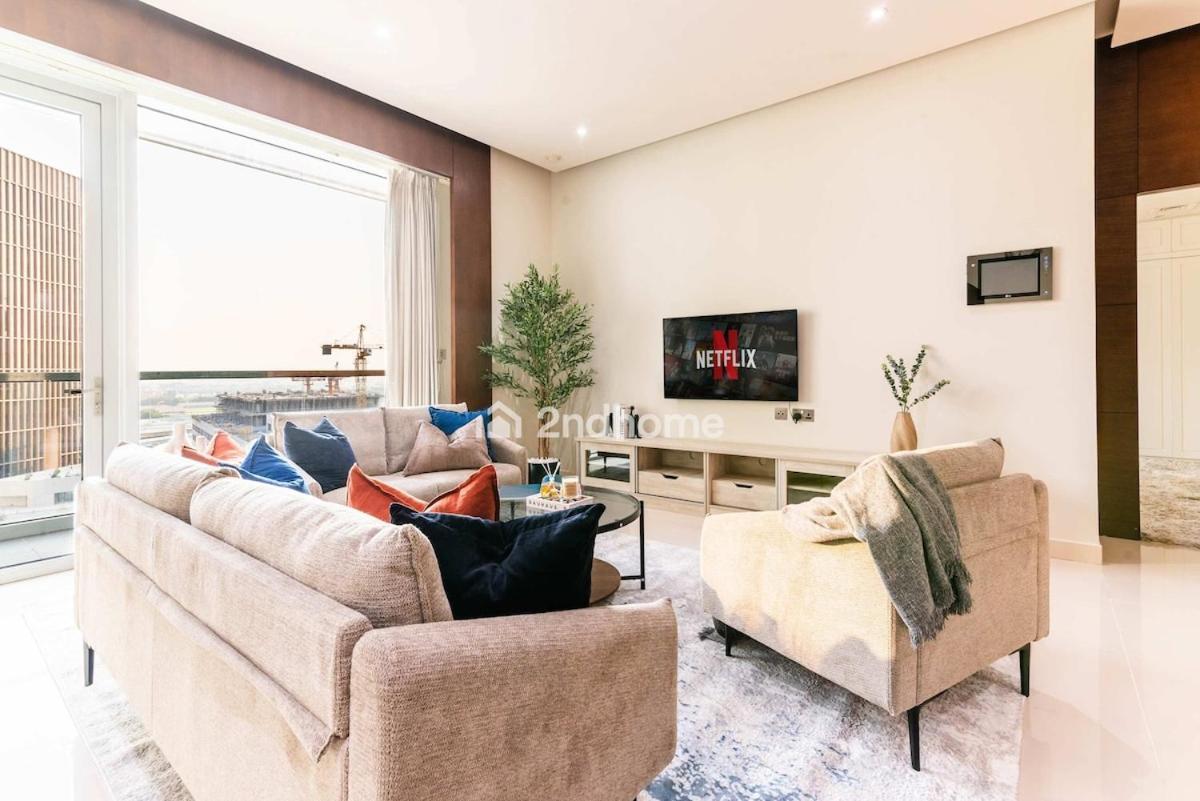 Group-ready Luxury Unit Fit Upto 8 Guest Apartment Dubai