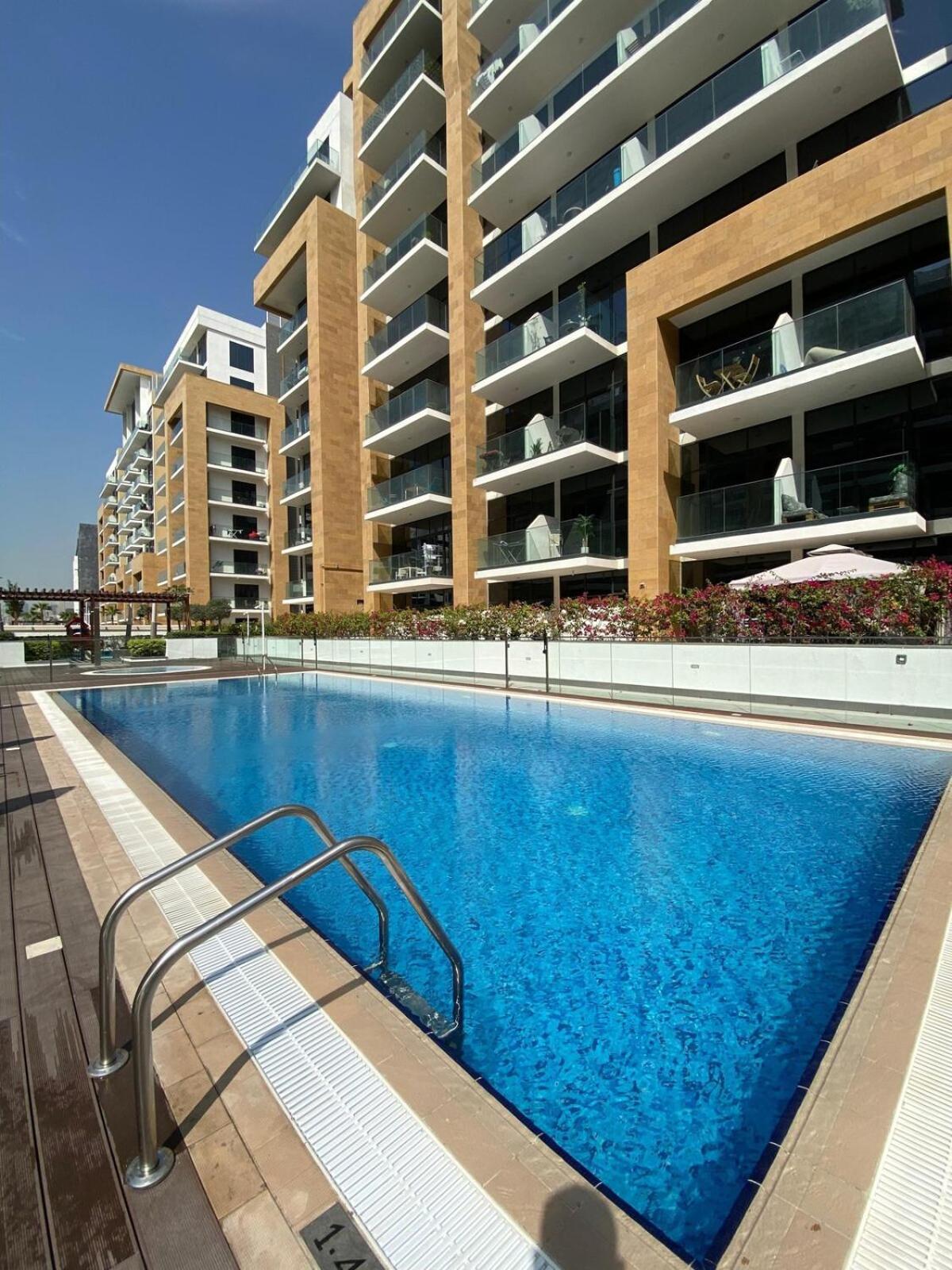 Apartment Stylish With Pool And Gym Access *