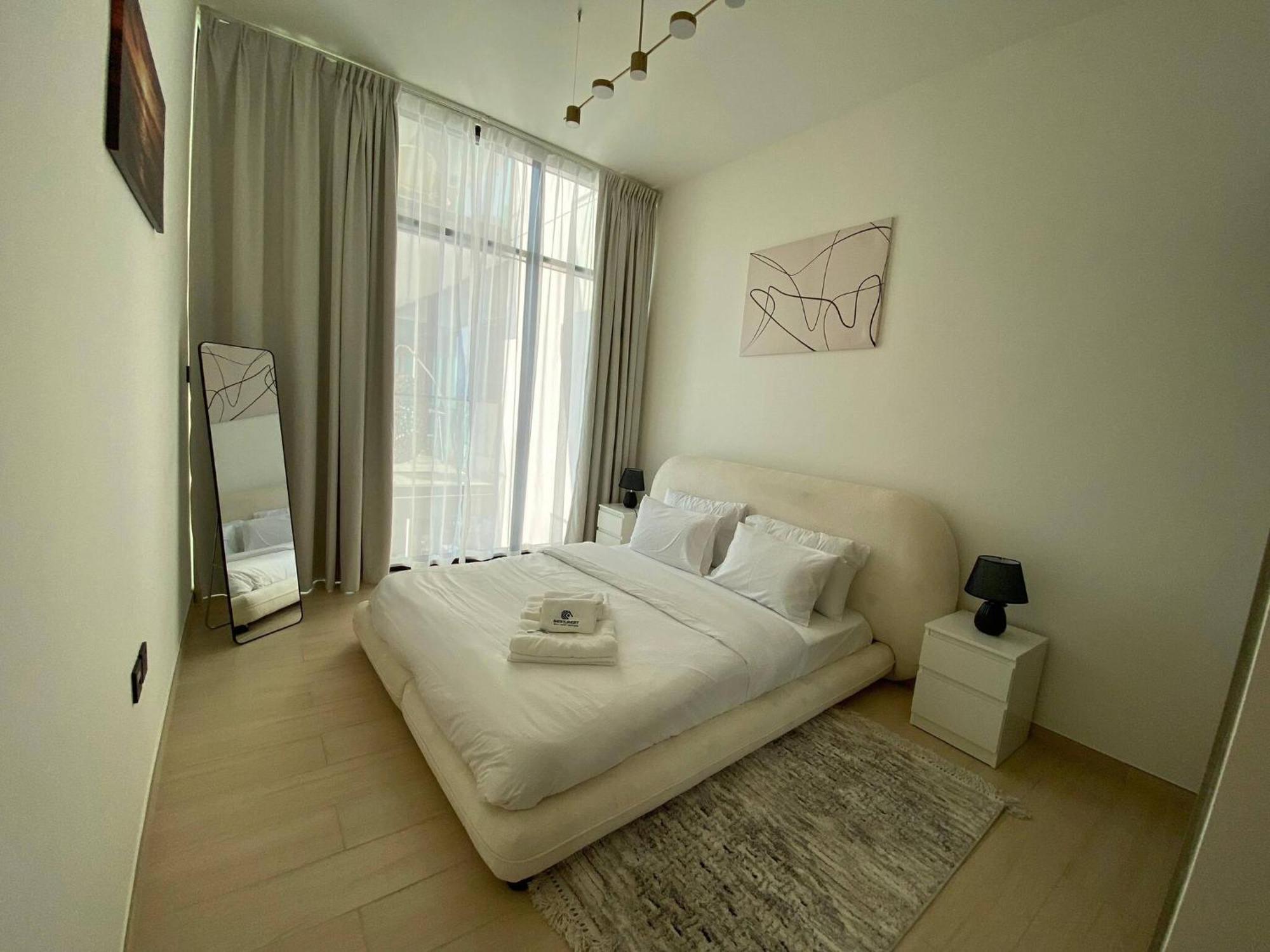 Fully Furnished 1 Bedroom