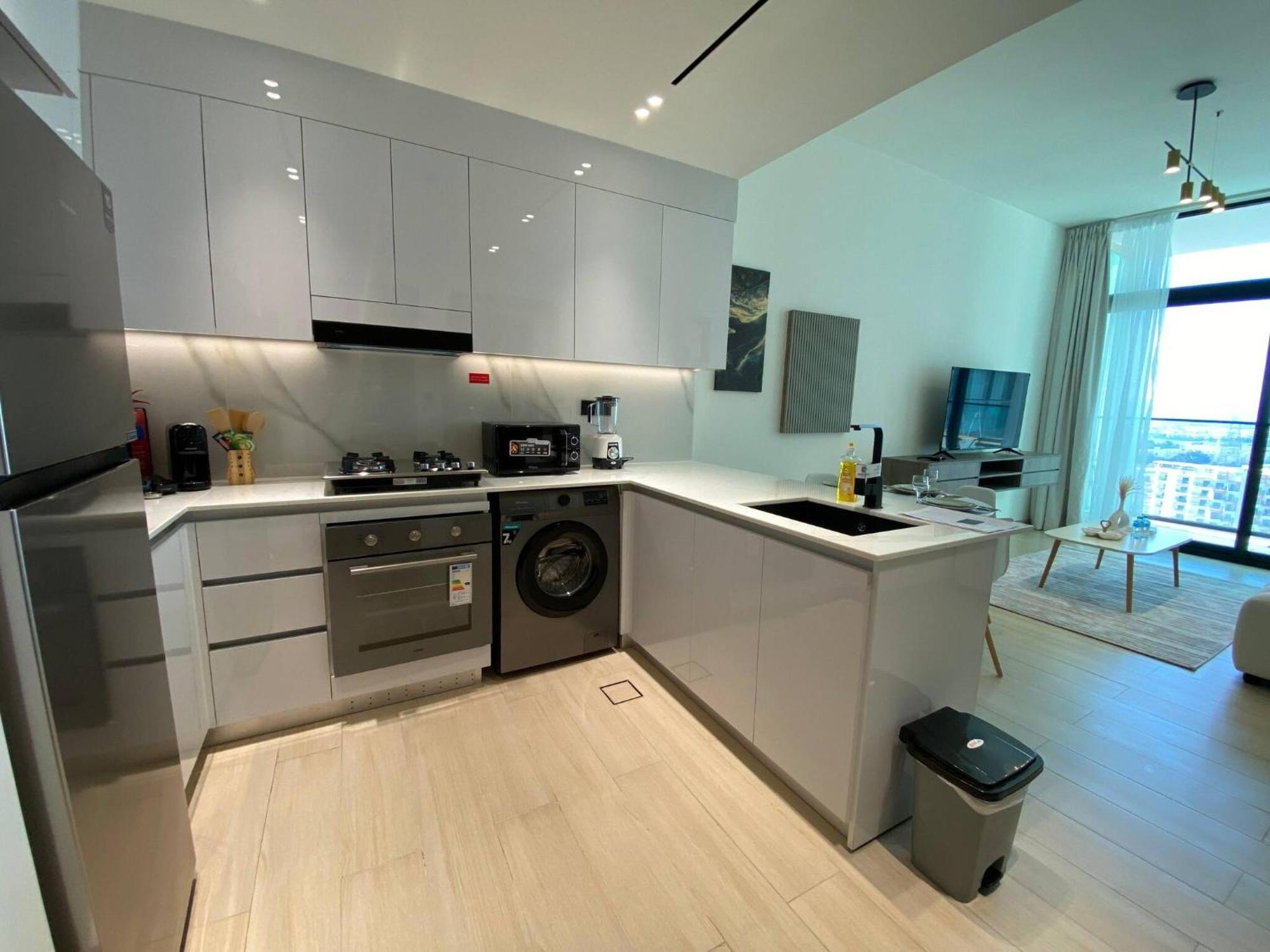Fully Furnished 1 Bedroom
