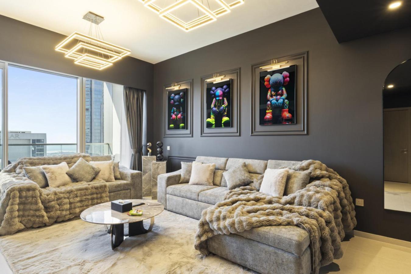 Apartment Luxury 1-bedroom, High-floor, Skyline Views