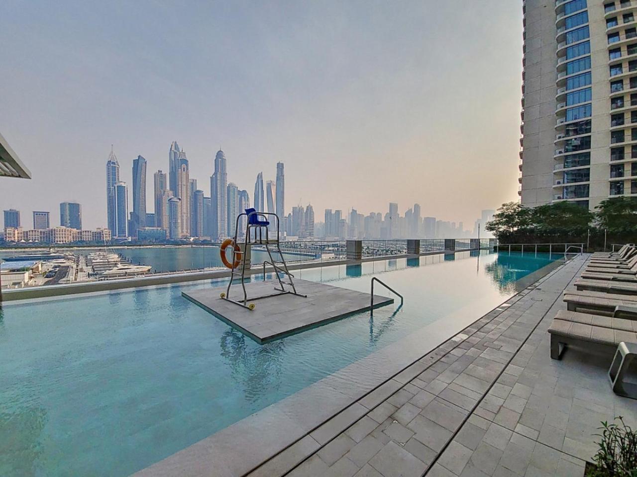 Apartment Marina Vista - Airy One Bedroom In Marina *
