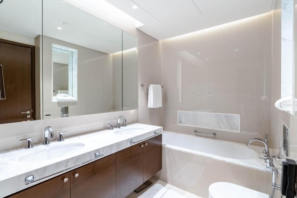 Apartment The Me Dubai