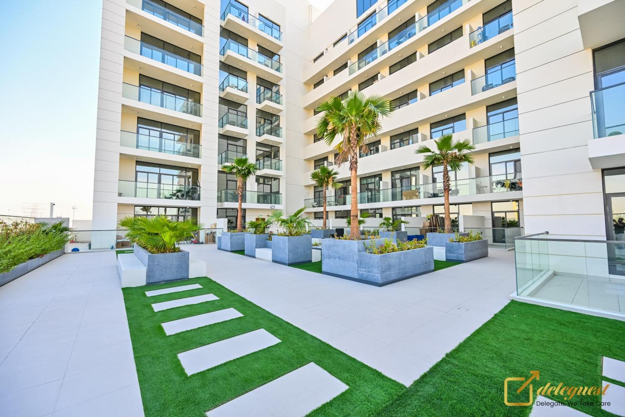 Apartment In Al Furjan 5min To Bus Stop By Deleguest