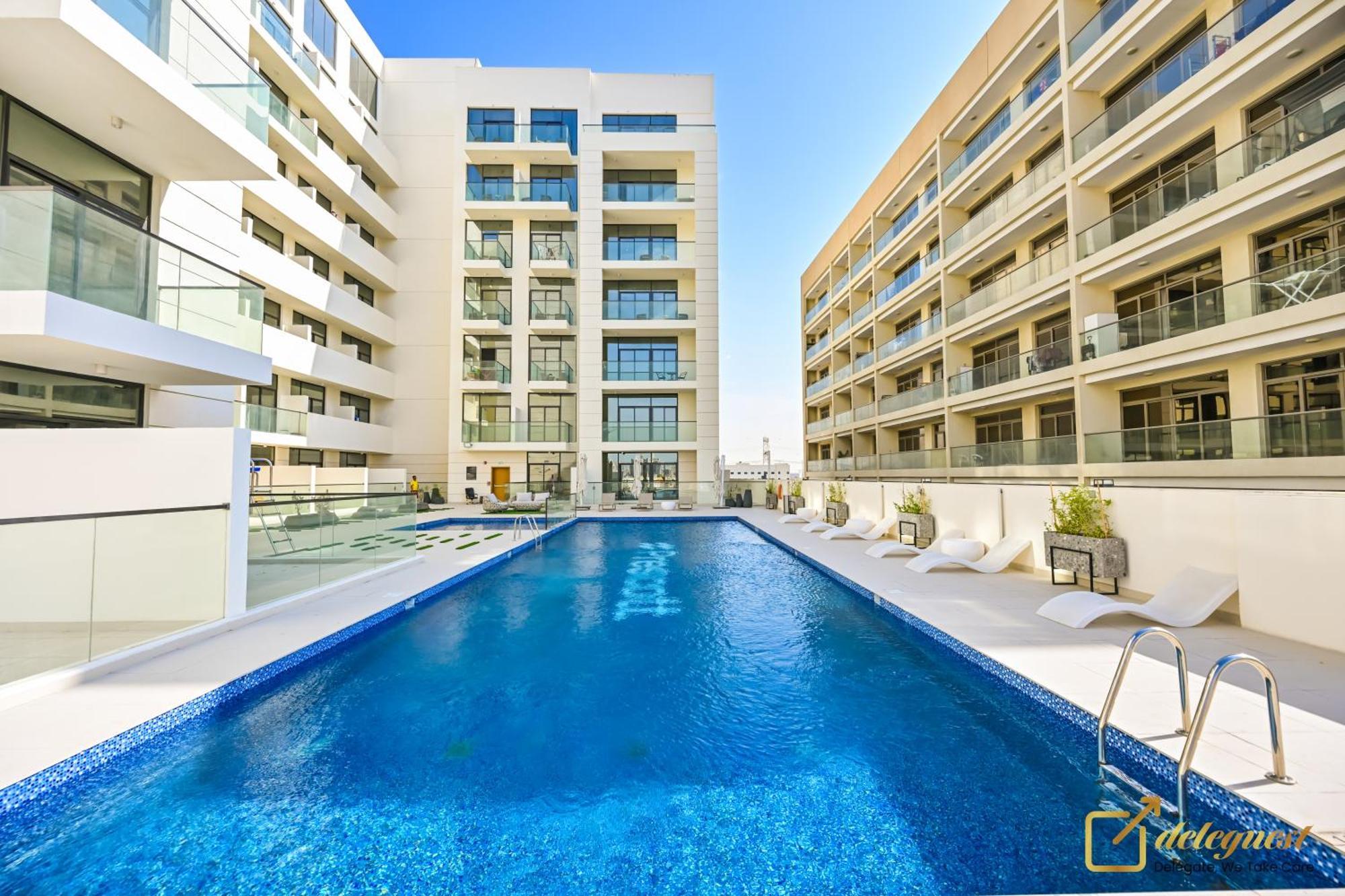 Apartment In Al Furjan 5min To Bus Stop By Deleguest *