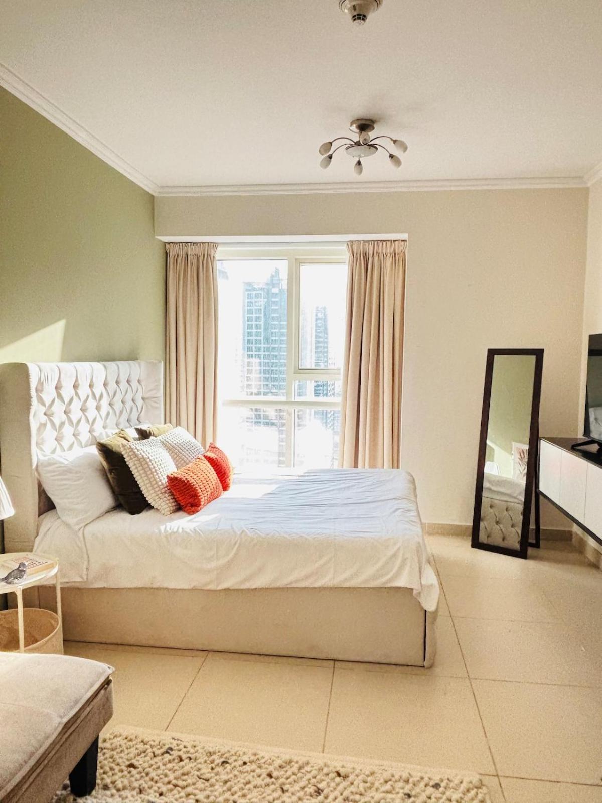 Zenstay - Cozy With Views Apartment Dubai