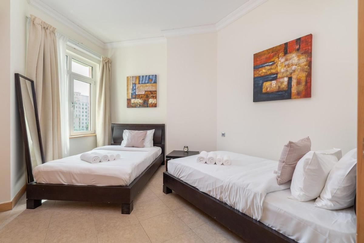 Apartment Elegant 3br Near In Palm Jumeirah Dubai