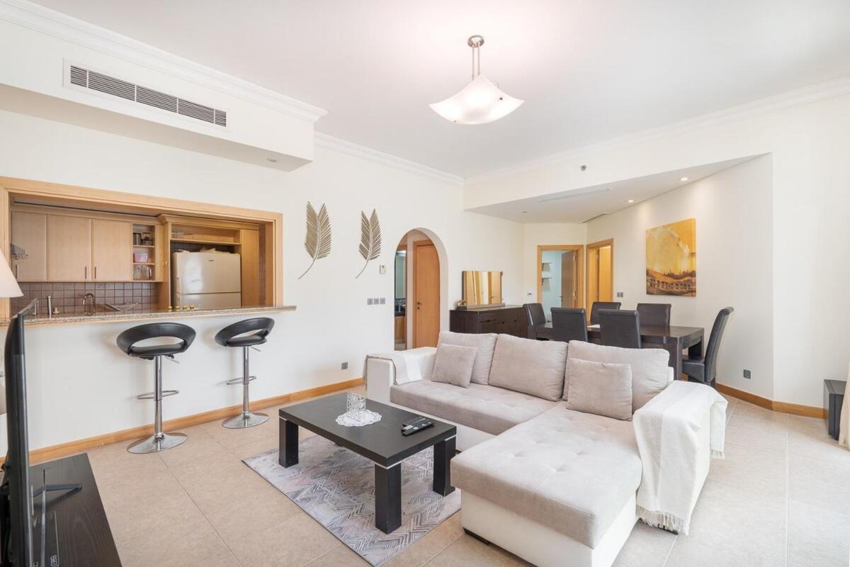 Elegant 3br Near In Palm Jumeirah *
