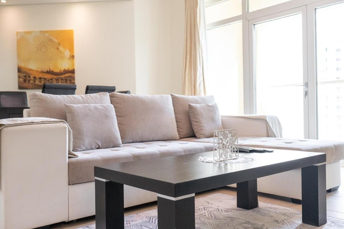 Elegant 3br Near In Palm Jumeirah
