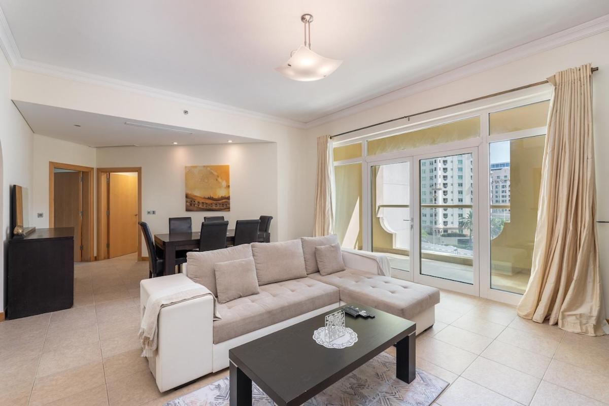 Elegant 3br Near In Palm Jumeirah Apartment
