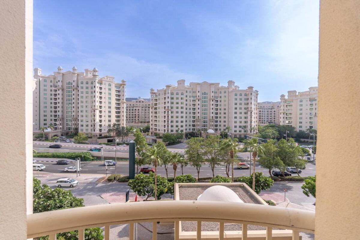 Elegant 3br Near In Palm Jumeirah Dubai
