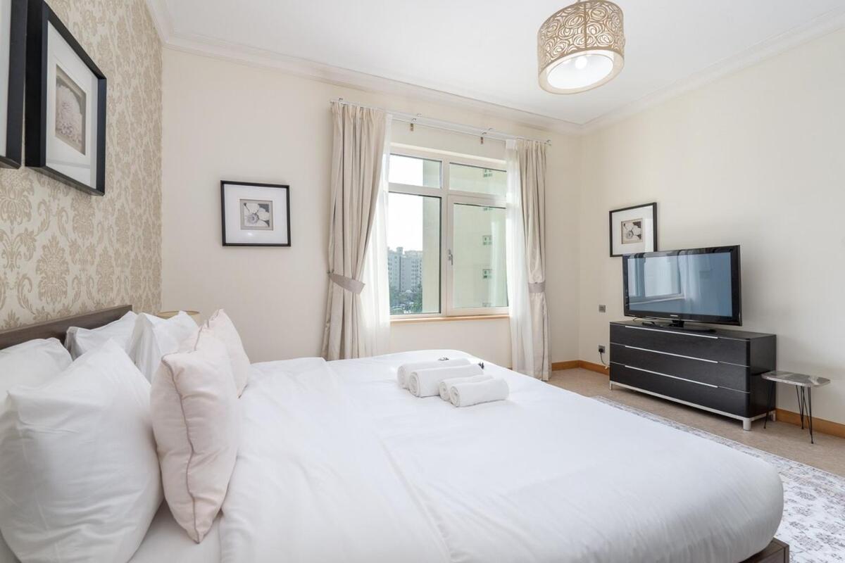 Apartment Elegant 3br Near In Palm Jumeirah *