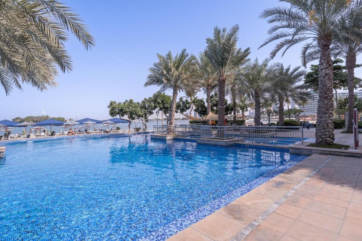 Elegant 3br Near In Palm Jumeirah Apartment Dubai