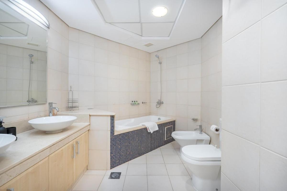 Elegant 3br Near In Palm Jumeirah