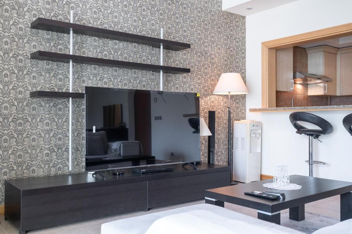 Elegant 3br Near In Palm Jumeirah *