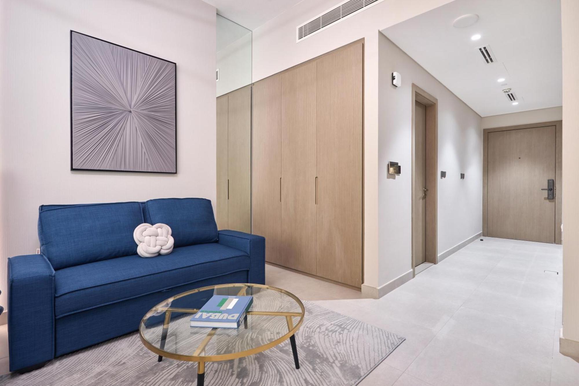 Lux High-rise 12th Floor Westwood Grande * Dubai