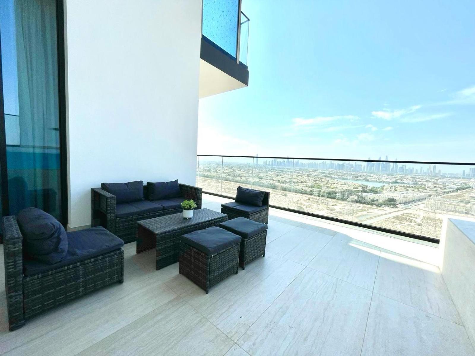 Apartment Premium 2br With Private Pool In Jvc