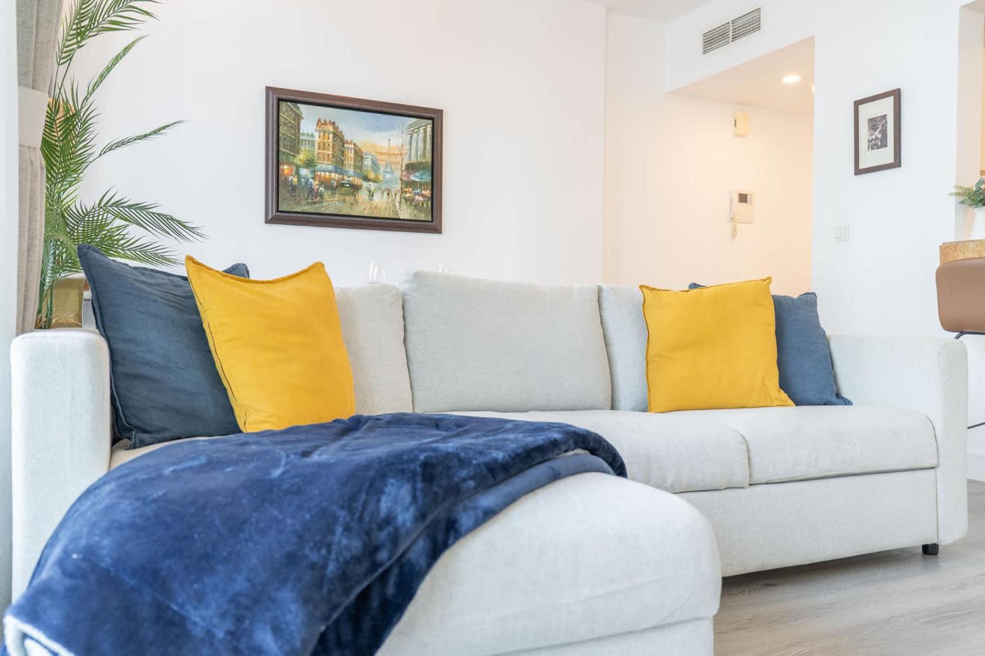 Remarkable 1 Bedroom Flat In Blakely Tower