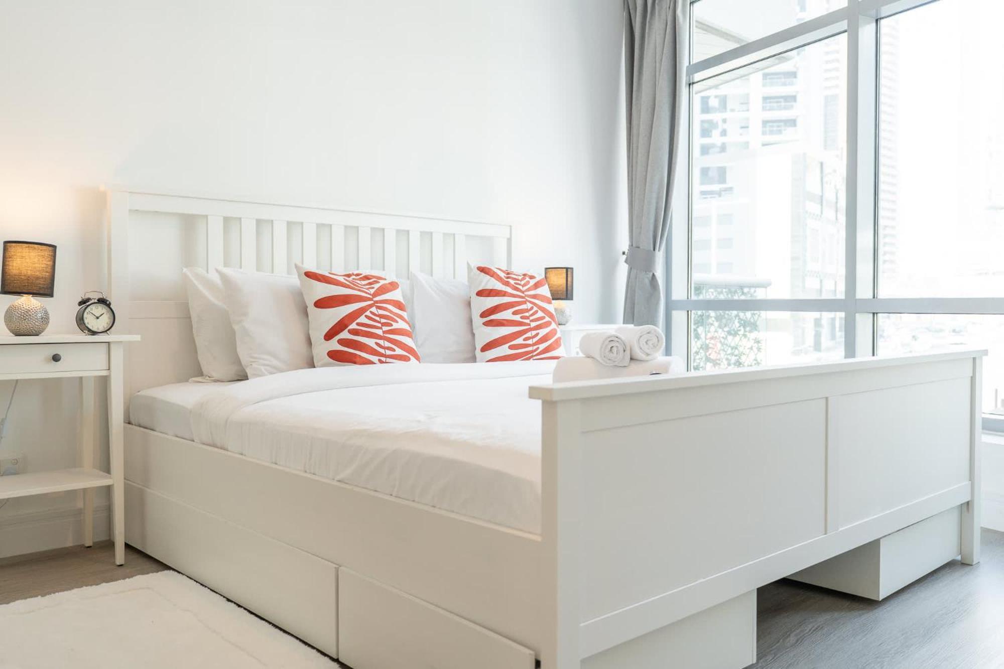 Remarkable 1 Bedroom Flat In Blakely Tower Dubai