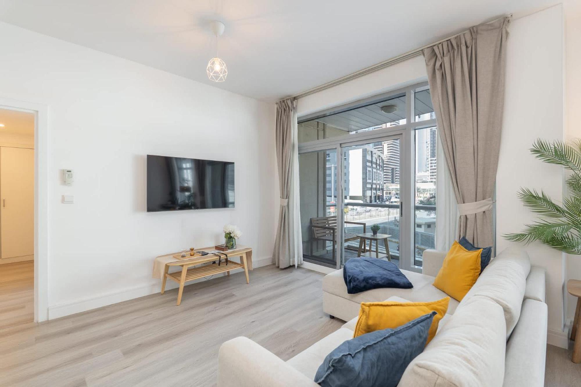 Remarkable 1 Bedroom Flat In Blakely Tower *