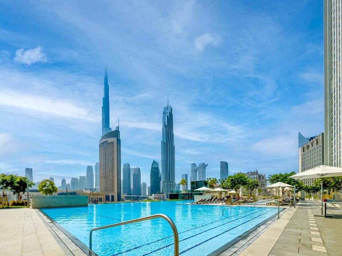Downtown Views - Burj Khalifa & Direct Mall Access Apartment *