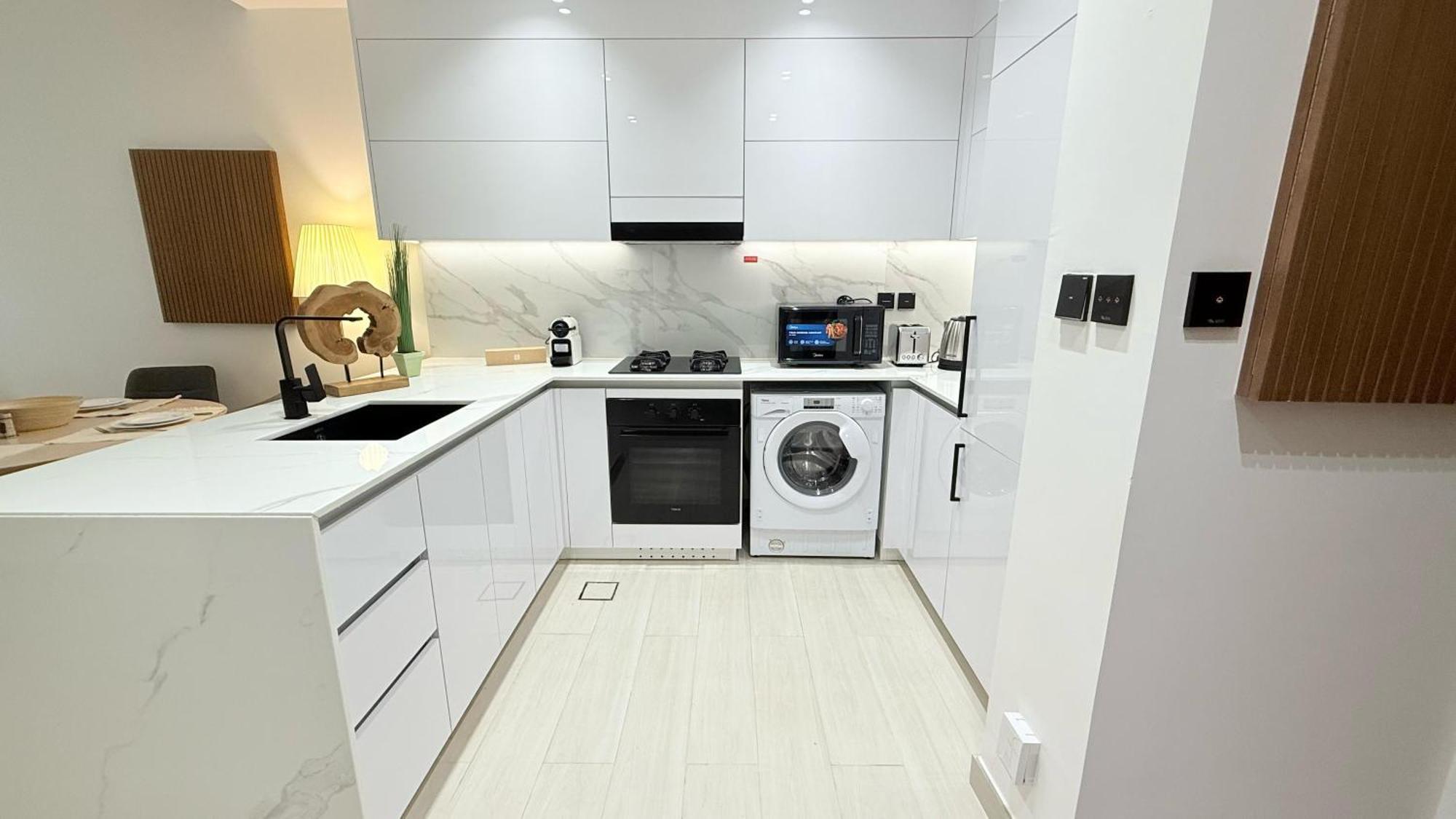 1 Bhk With Panoramic View Dubai