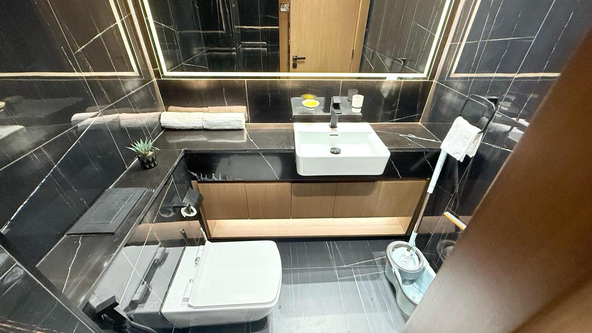 1 Bhk With Panoramic View Dubai