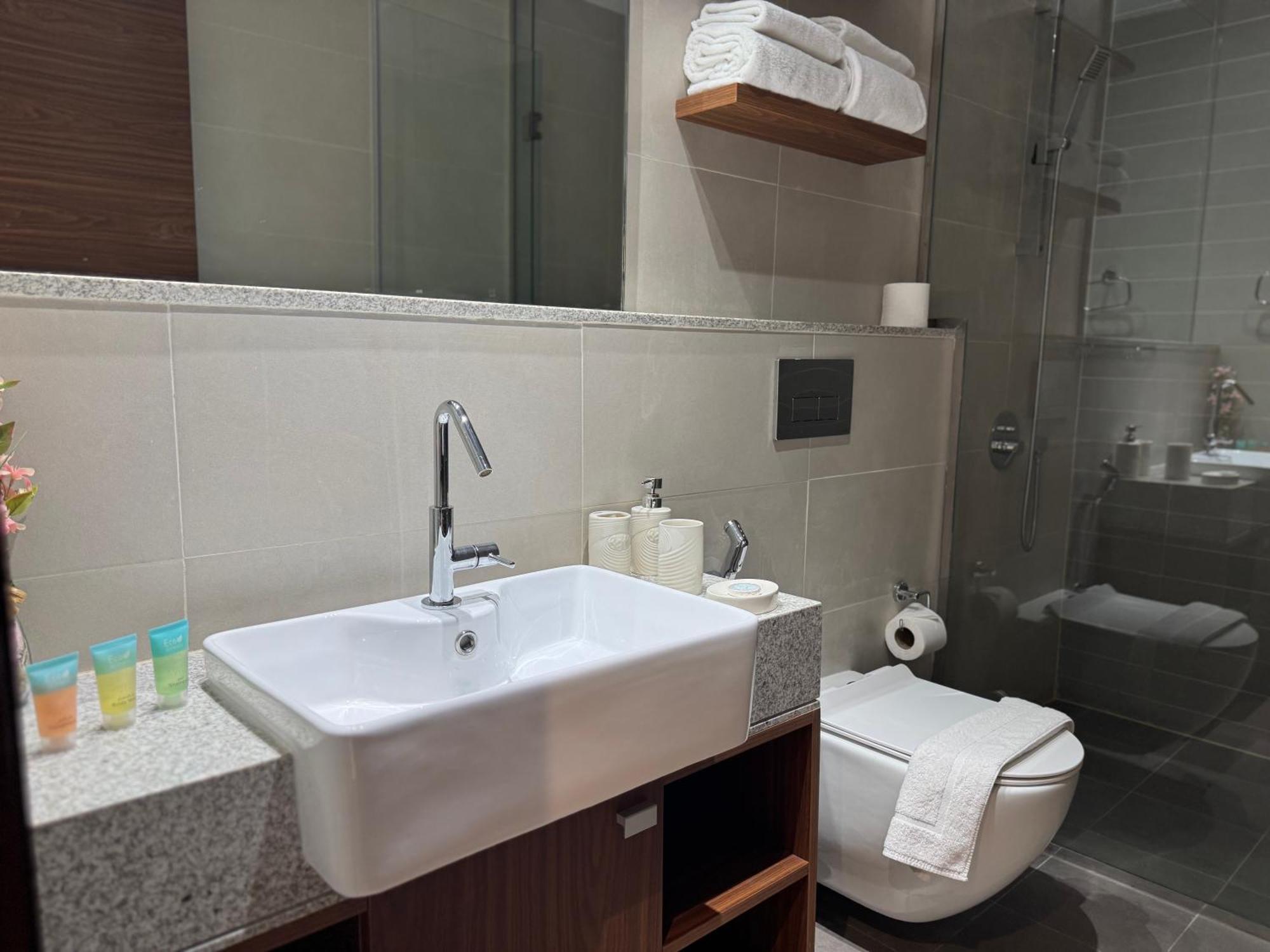 Apartment Ashri Luxe On Sheikh Zayed 5 Mins Downtown Near Metro *