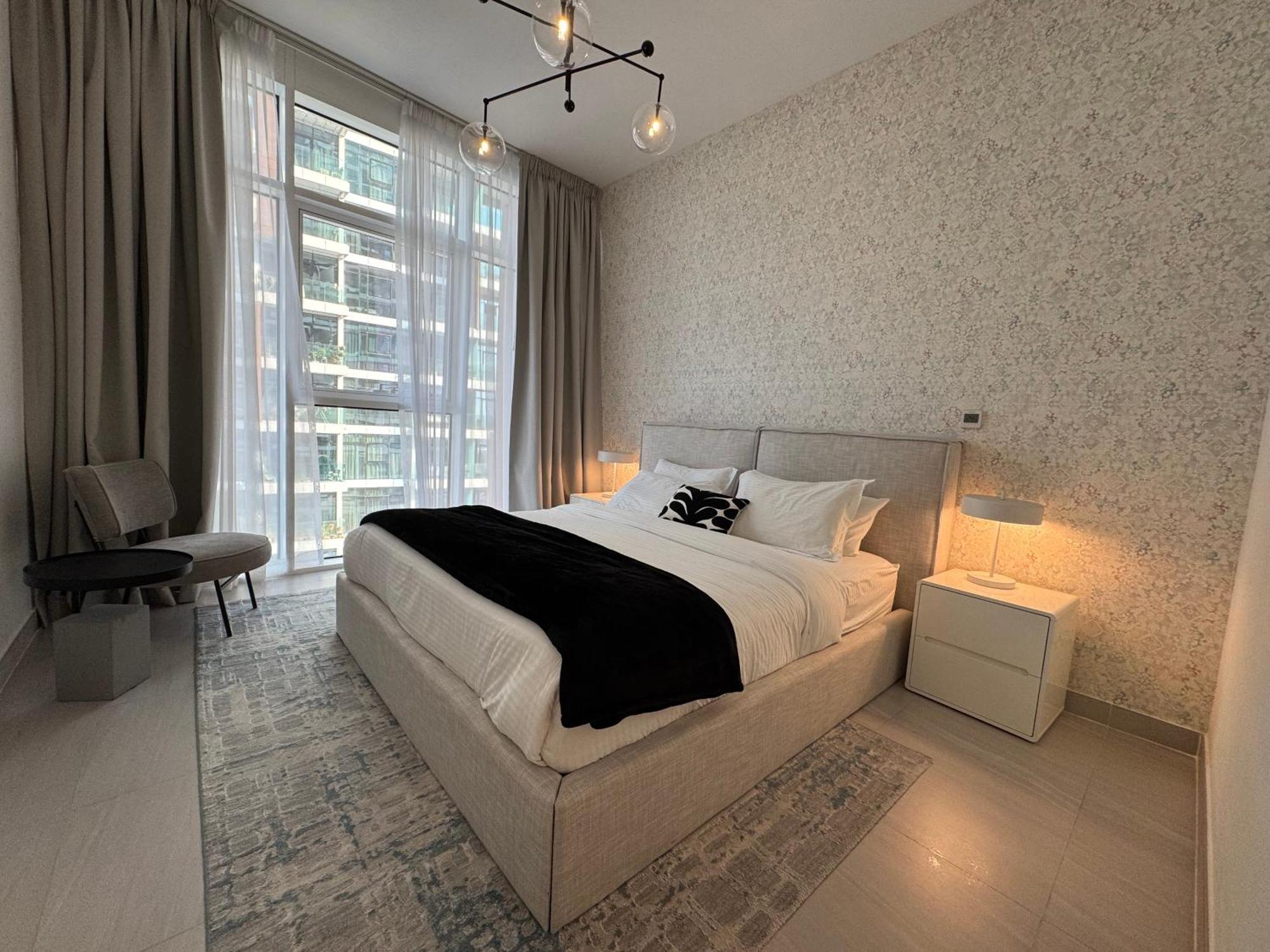 Ashri Luxe On Sheikh Zayed 5 Mins Downtown Near Metro Apartment Dubai