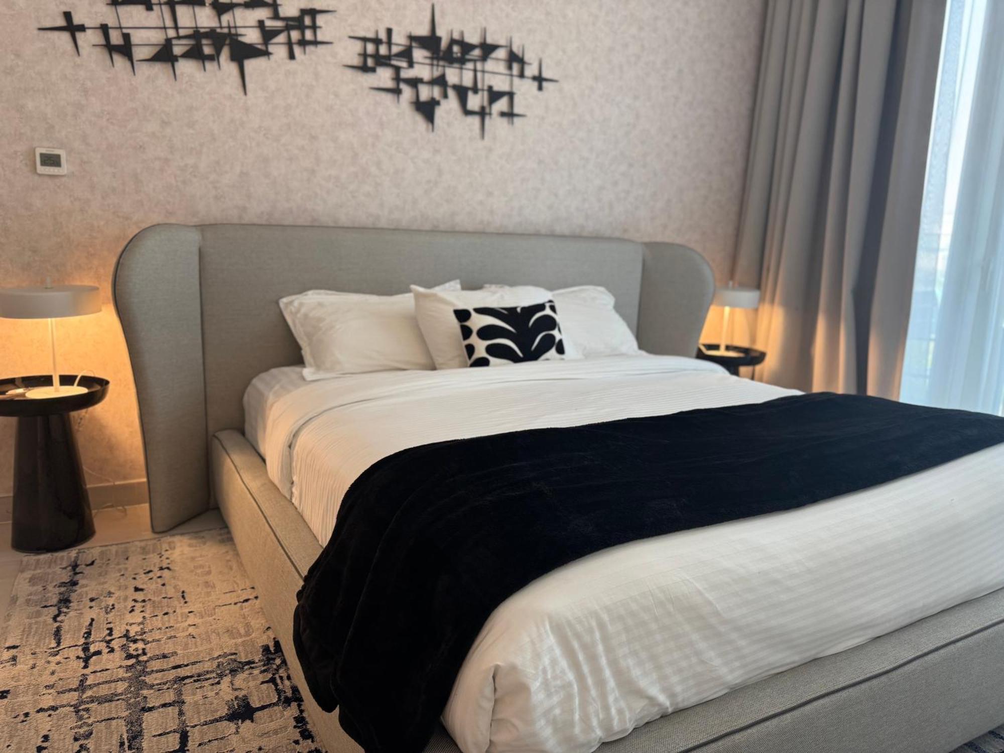 Ashri Luxe On Sheikh Zayed 5 Mins Downtown Near Metro