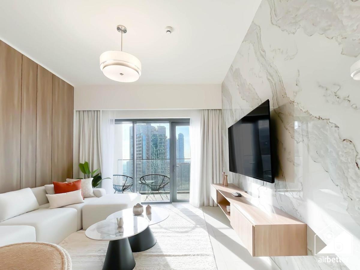 Burj Royale Elegance Cityscape From Your Balcony Apartment Dubai