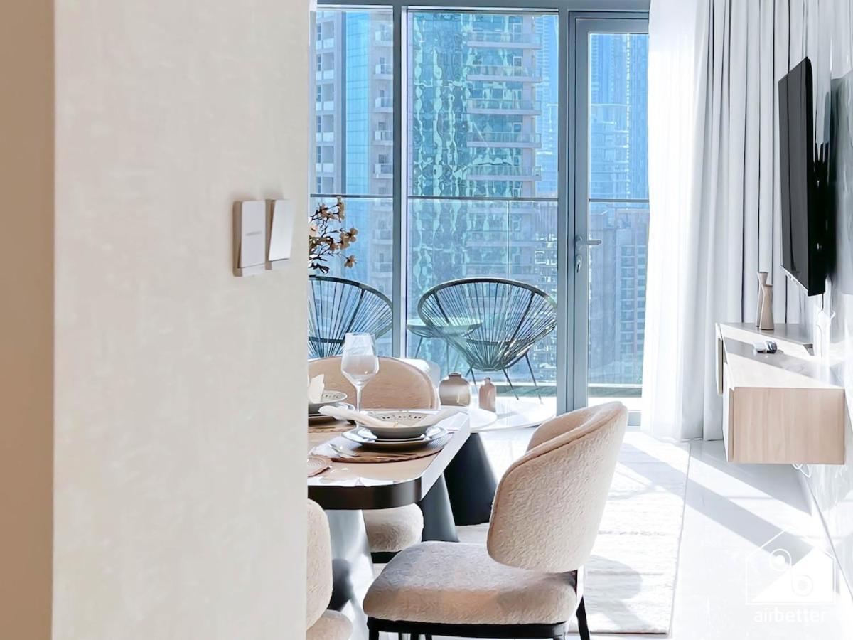Burj Royale Elegance Cityscape From Your Balcony Apartment *