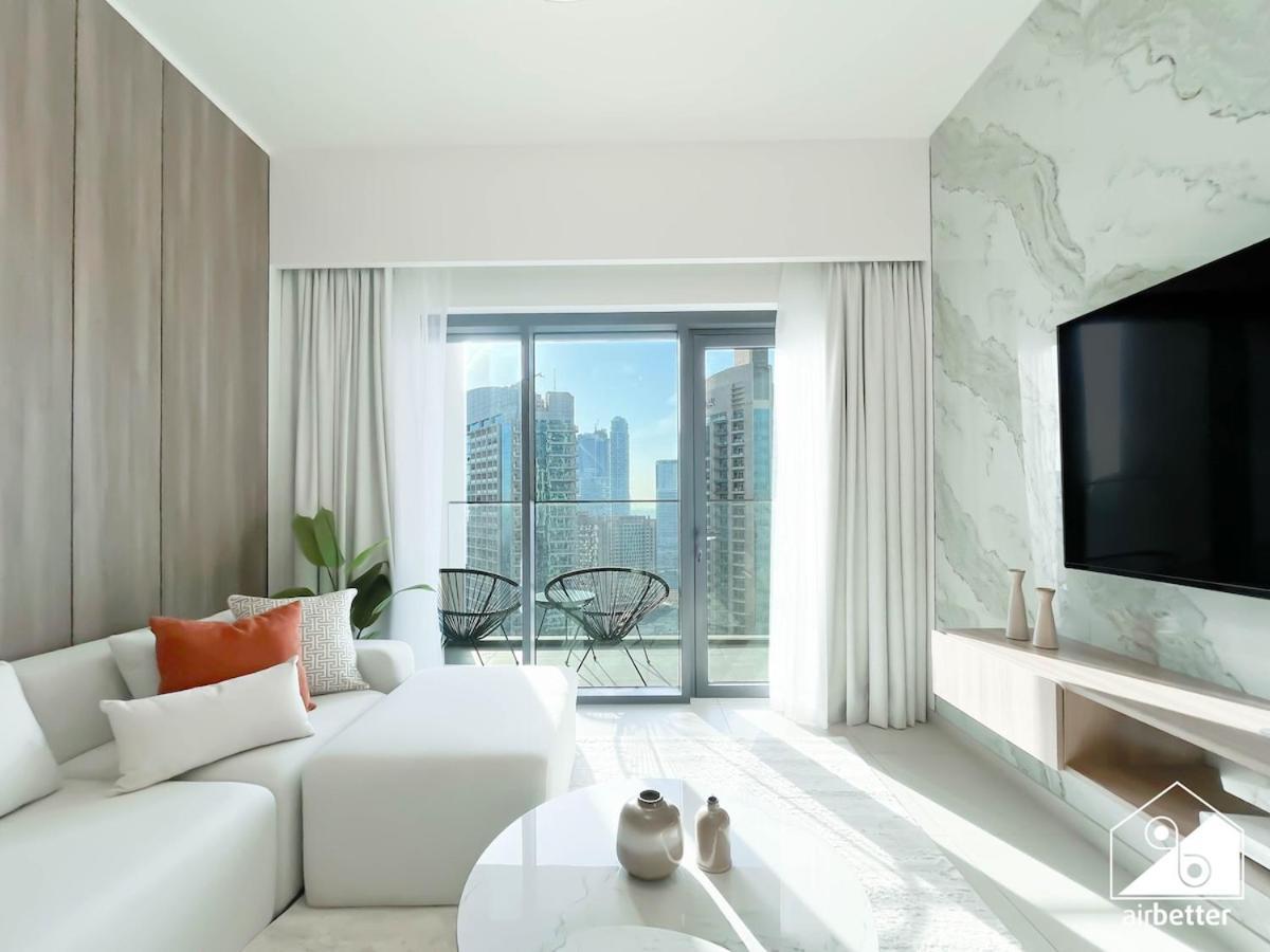 Burj Royale Elegance Cityscape From Your Balcony * Dubai