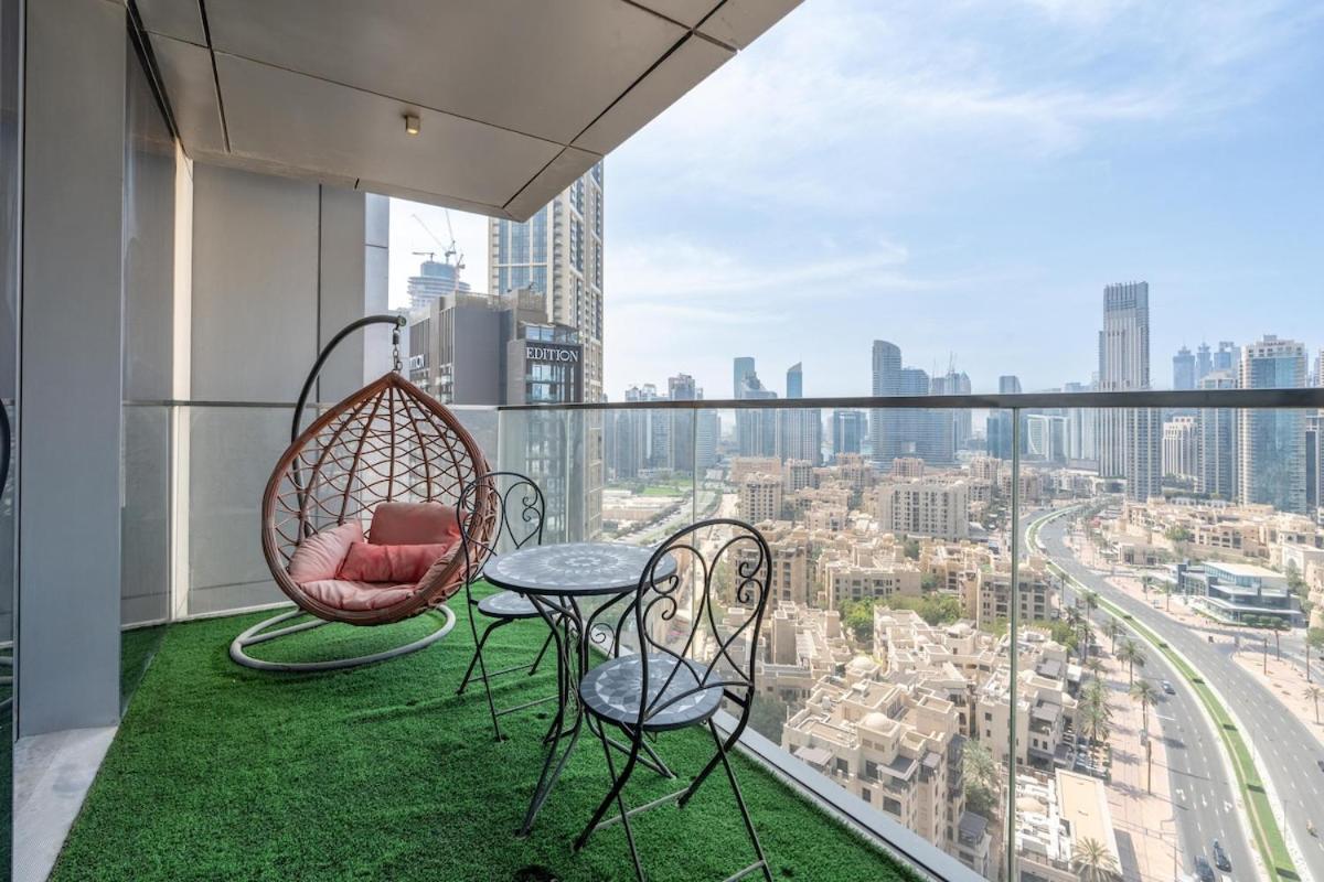 King 2br With Burj Khalifa View In Boulevard Point Apartment