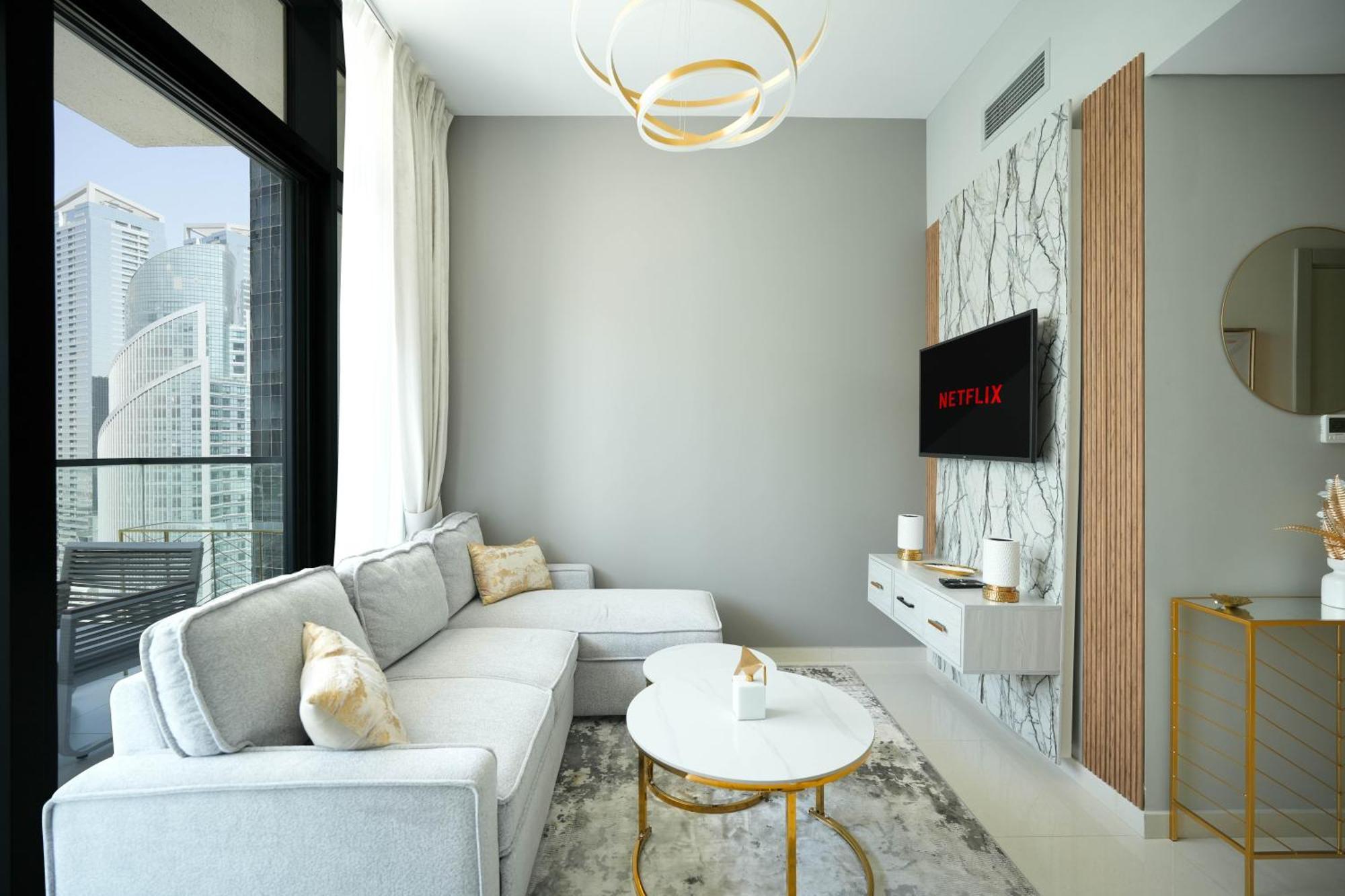 Apartment Keyrock Living - Lakeview Luxury In Zada Tower *