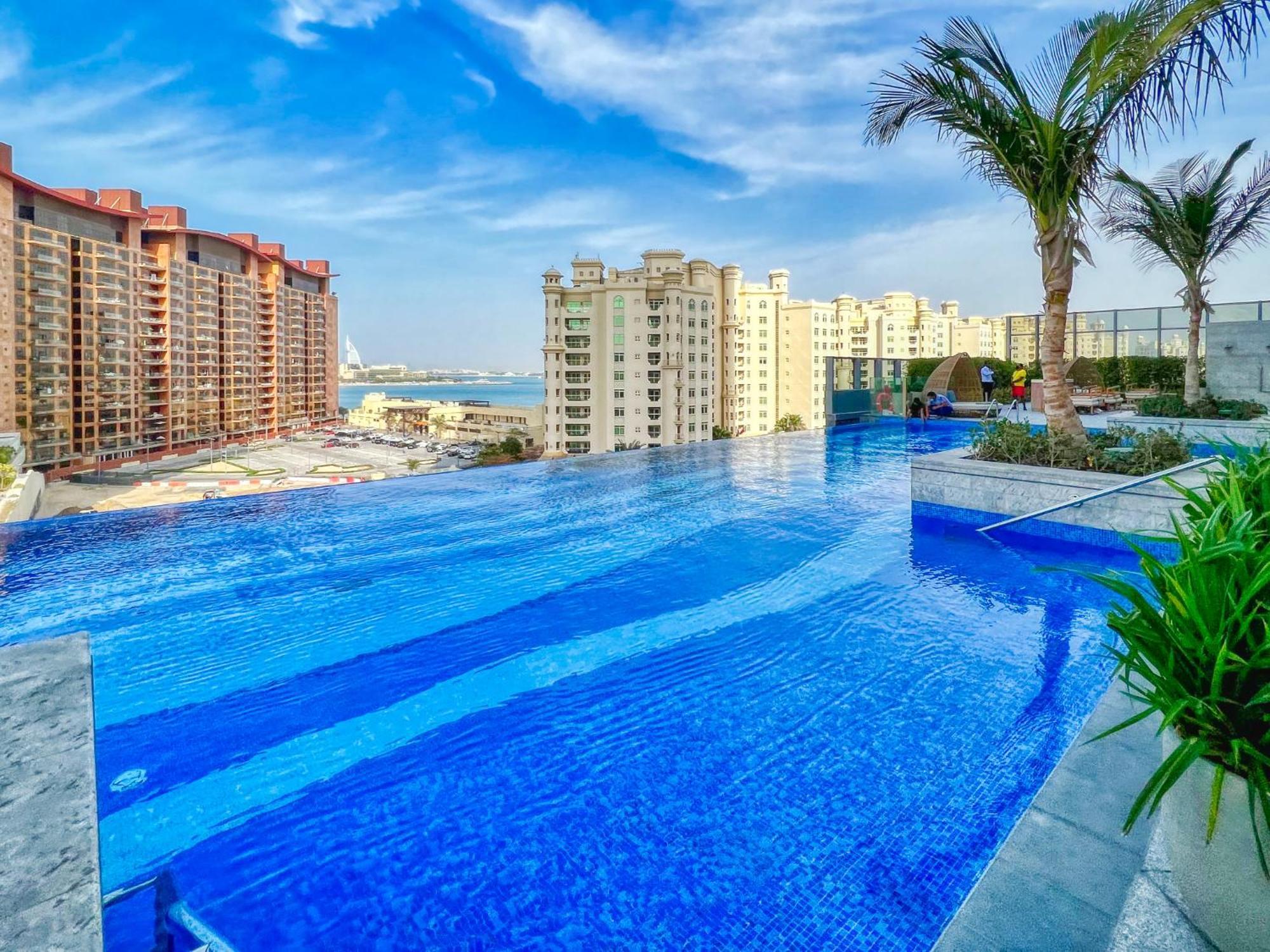 Apartment Luxury Sea Views At - Palm Tower *