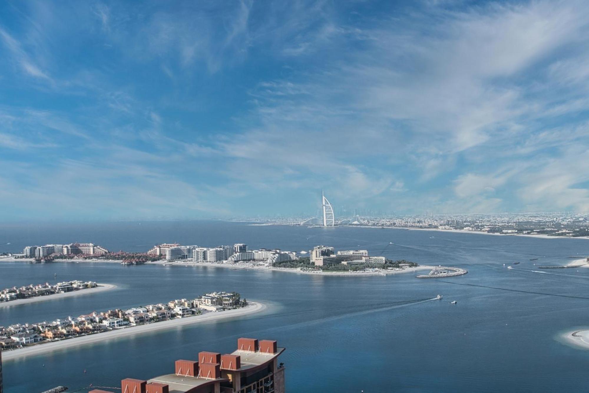 Luxury Sea Views At - Palm Tower Apartment Dubai